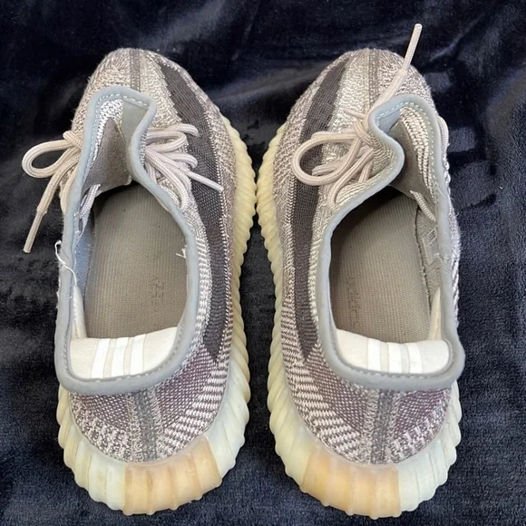 Yeezy Boost Zyon